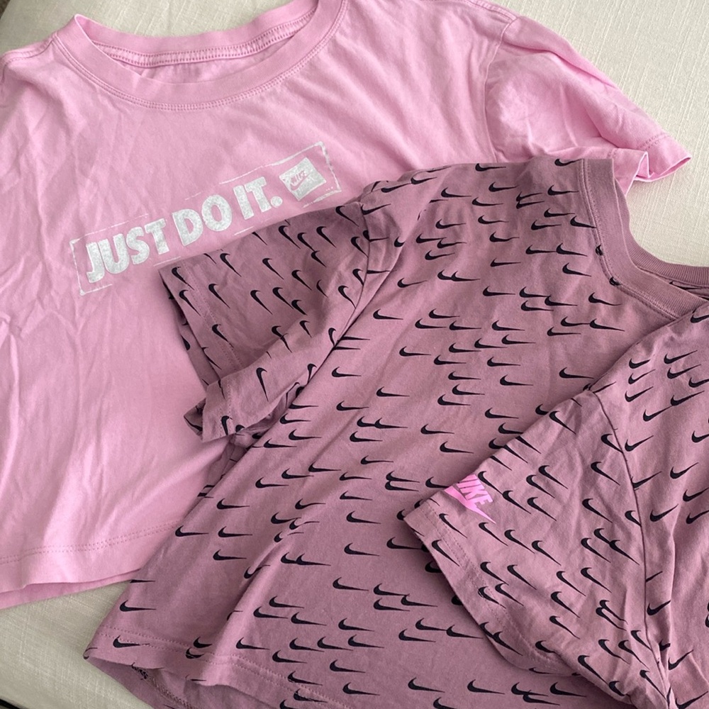 Nike Crop T-Shirts (set of 2)